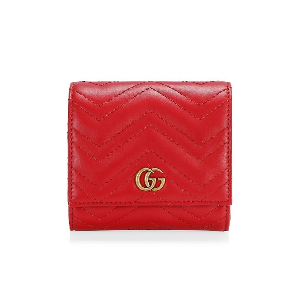 BNIB GUCCI MARMONT WALLET in hibiscus red color